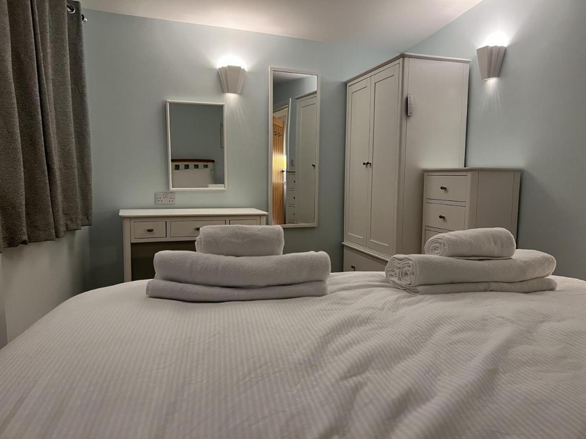 Charming Woodland Lodge 2 Person 1 Bedroom Great Yarmouth Extérieur photo