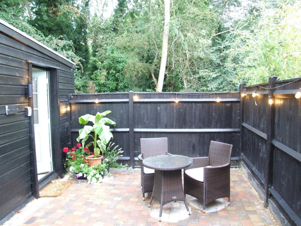 Charming Woodland Lodge 2 Person 1 Bedroom Great Yarmouth Extérieur photo
