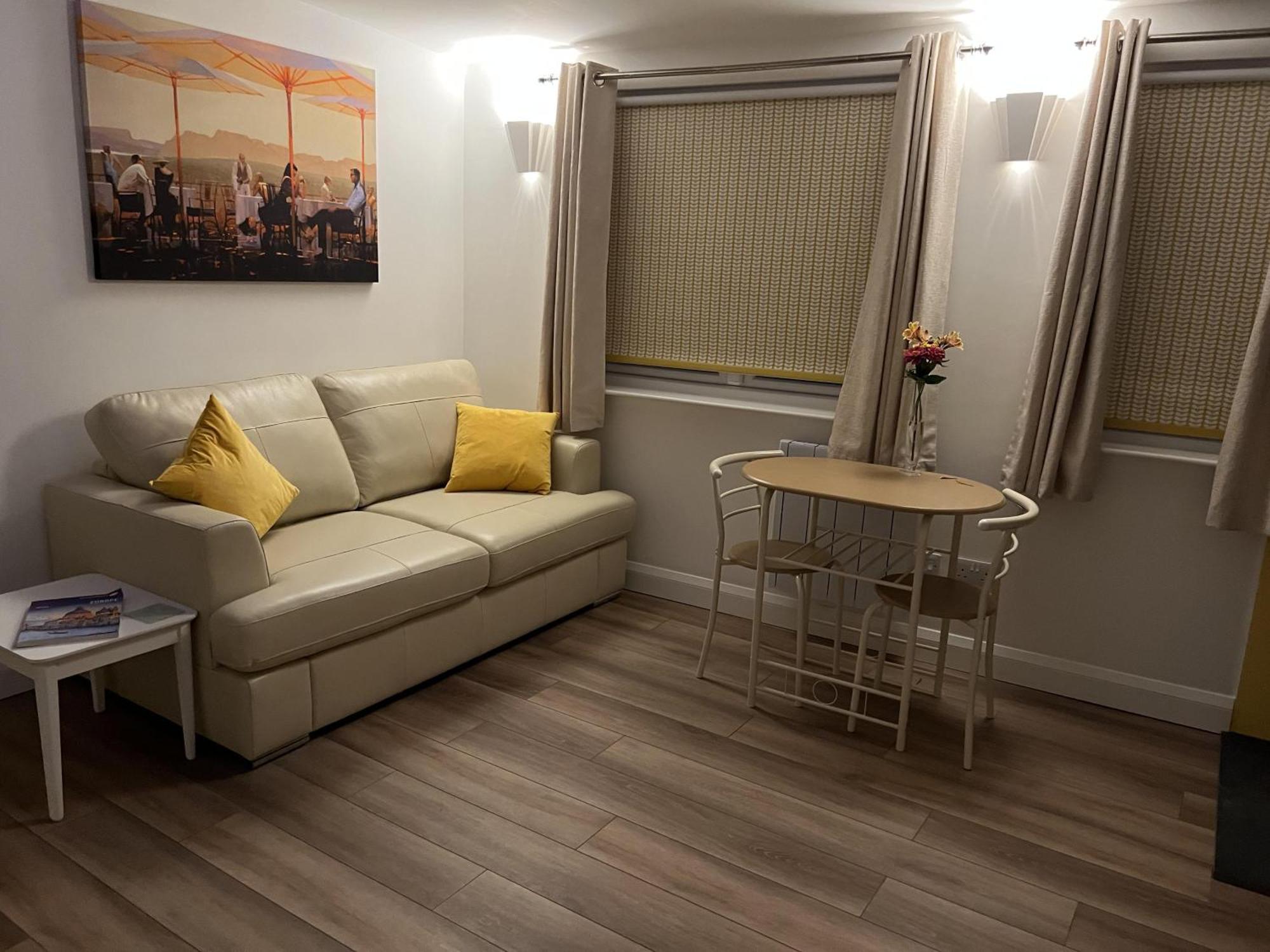 Charming Woodland Lodge 2 Person 1 Bedroom Great Yarmouth Extérieur photo